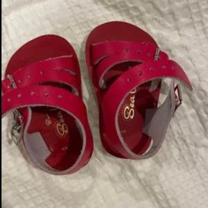 Baby girl red sandals